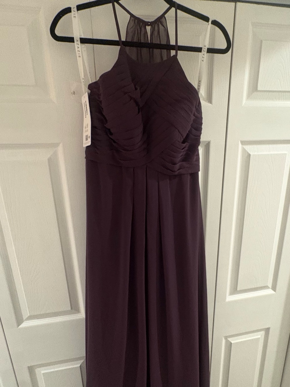 Azazie Ginger Plum Bridesmaid Dress 
Size 6 | NWT | Chiffon Halter Formal Gown